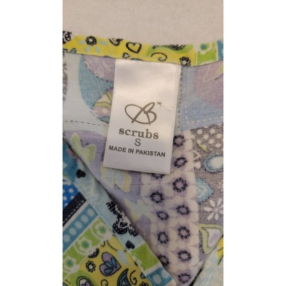 B Scrubs Women's Scrub Top Size Small Multi-Color with Butterflies & Hearts - Picture 3 of 4